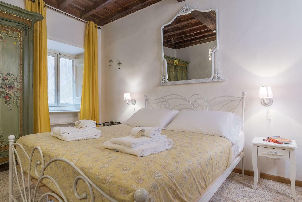 At The Heart Of Monti - Via Dei Capocci Apartment